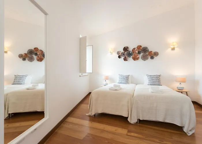 Alfama Modern Two Bedroom W River View And Parking By Lu Holidays 公寓 Lisboa