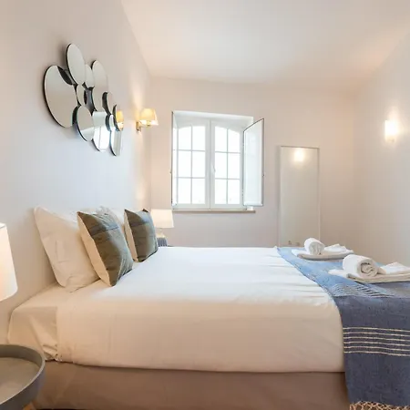 Alfama Modern Two Bedroom W River View And Parking By Lu Holidays Διαμέρισμα *